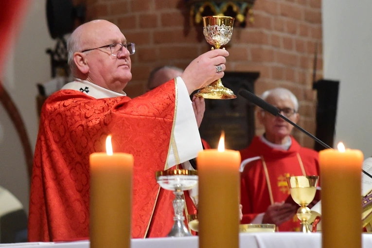 Uczy nas miłości do Chrystusa