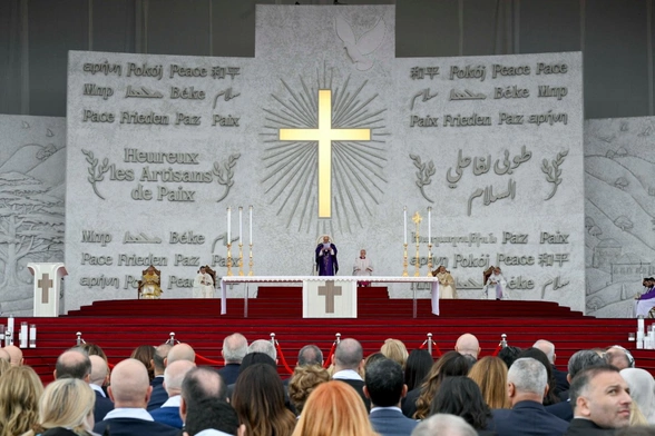 Podczas Mszy na nabrzeżu w Bejrucie