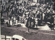 Komuniści próbowali stworzyć w Polsce „miasto bez Boga”. Po 1960 roku musieli odpuścić