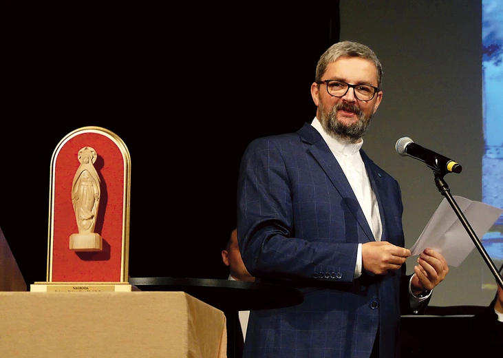 Ks. Piotr Hoffmann wraz z kapitułą nagrody czekają na zgłoszenia kandydatur.