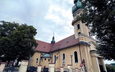 Nowa bazylika to najstarsza tyska parafia. 