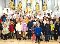 Frekwencja cieszy nie tylko podczas pierwszych nabożeństw. Maluchy obiecują codziennie czuwać z Maryją podczas porannych Mszy św.