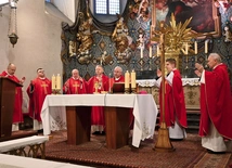 Wśród celebransów byli także znani muzykolodzy.