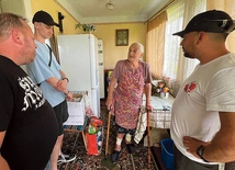   Mieszkańcy Strzelczysk i okolic są niezwykle wdzięczni za dary, ale i za odwie- dziny. 