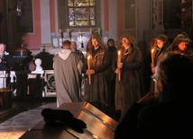 Kiedy przemawia księga