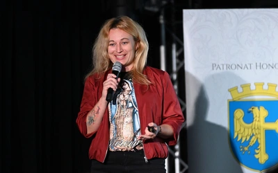 Zdobywca czy gość? O języku turystyki