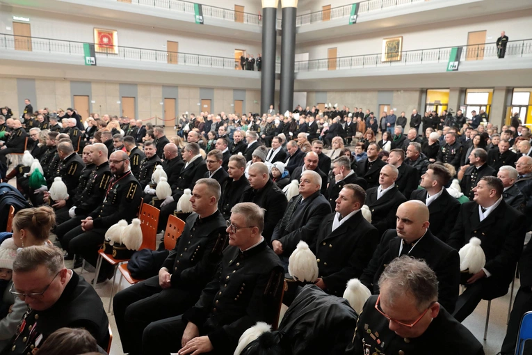 Uroczystości barbórkowe na kopalni Wesoła z udziałem abp. Andrzeja Przybylskiego