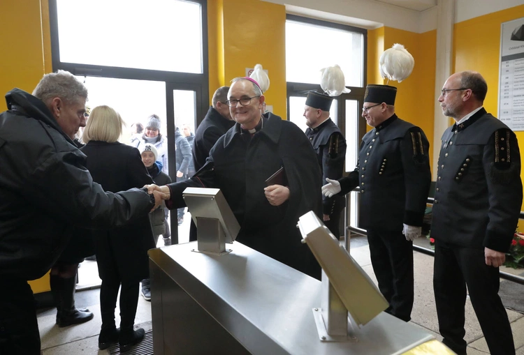 Uroczystości barbórkowe na kopalni Wesoła z udziałem abp. Andrzeja Przybylskiego