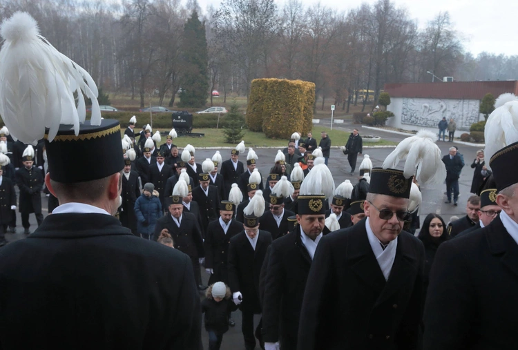 Uroczystości barbórkowe na kopalni Wesoła z udziałem abp. Andrzeja Przybylskiego