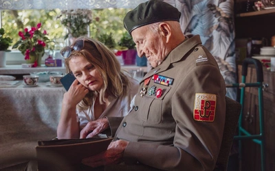 „Cud, że dożyliśmy wolności”. Wspomnienia ostatniego żyjącego powstańca batalionu „Zośka”, który kończy dziś 101 lat