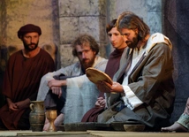 Poznali Go przy łamaniu chleba