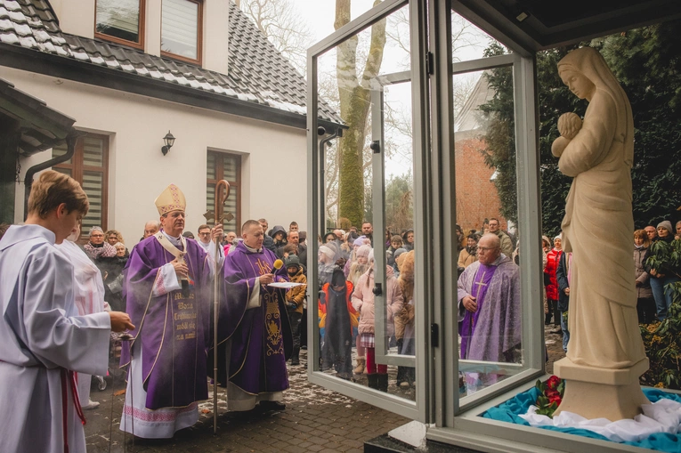 Poświęcenie figury w Trąbkach Wielkich