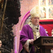 Świadek nadziei i przewodnik młodych. Wrocław pamięta o ks. Aleksandrze "Wujku" Zienkiewiczu