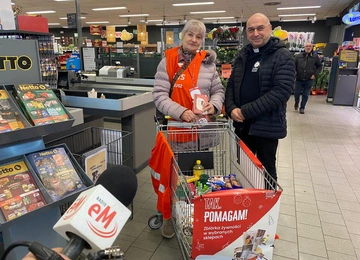 Śląskie. Zbiórka żywności dla potrzebujących. Akcja Caritas "Tak. Pomagam!" 