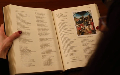 Francja: Biblia nadal bestsellerem, to nie przypadek