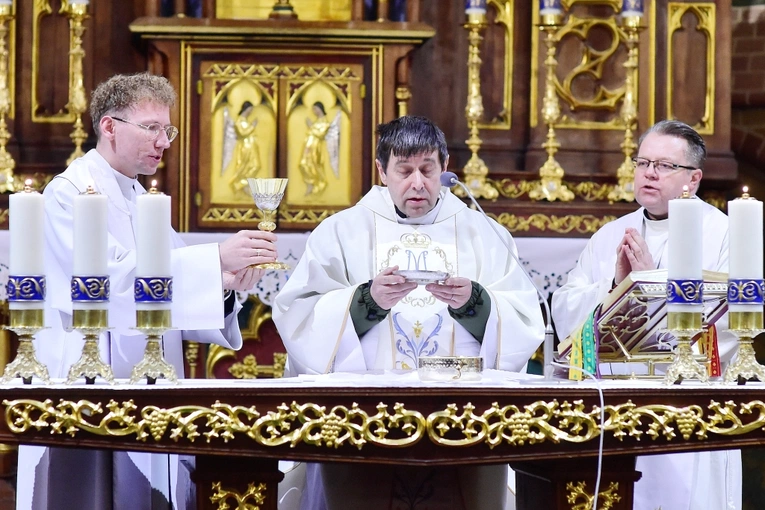 Światu chodzi o zaćmienie sumienia