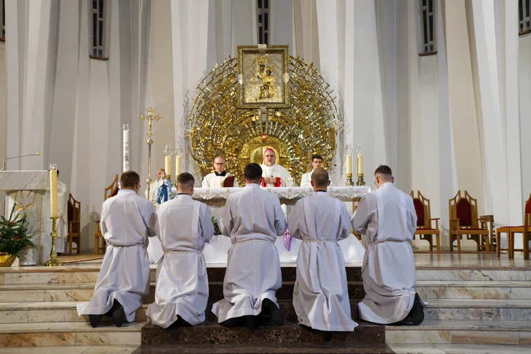 Uroczystość kandydatury w konkatedrze w Stalowej Woli