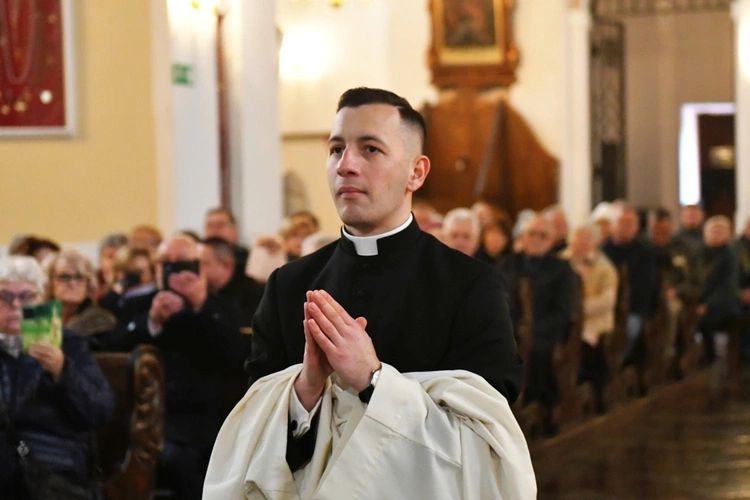 Obłóczyny i kandydatura w Rokitnie