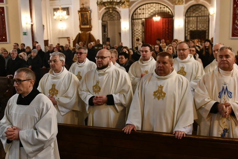 Obłóczyny i kandydatura w Rokitnie