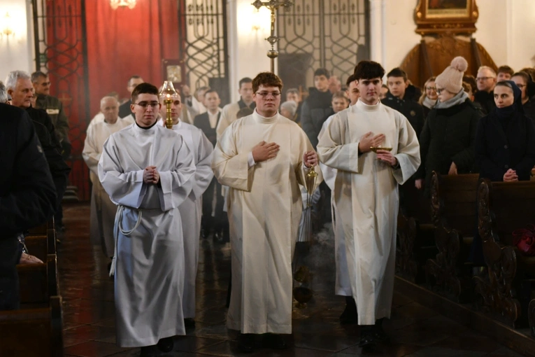 Obłóczyny i kandydatura w Rokitnie