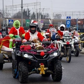 Czerwone czapki i wielkie serca. Motocyklowi Mikołaje w akcji