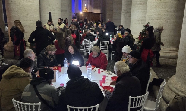 Kolacja pod kolumnadą