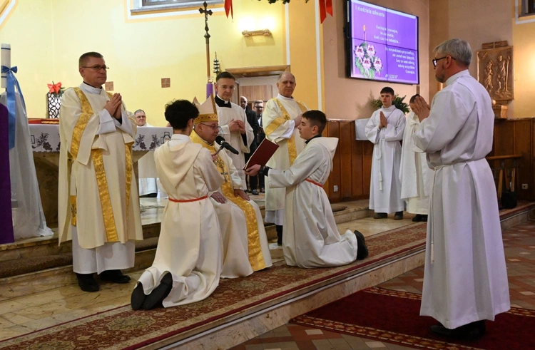 To godność nie dla chwały ludzkiej, ale dla służby