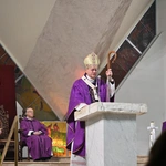 Matka Boża Królowa Zaspy ukoronowana