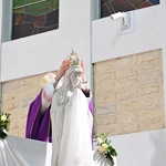 Matka Boża Królowa Zaspy ukoronowana