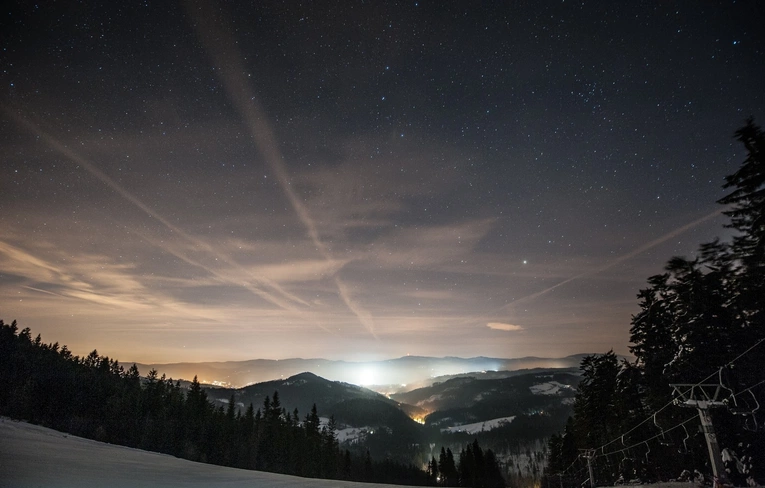 Zbliżająca się gwiazda