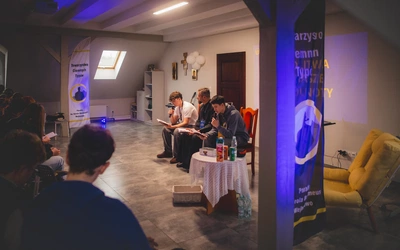 Ciemne Typy i jasna przyszłość