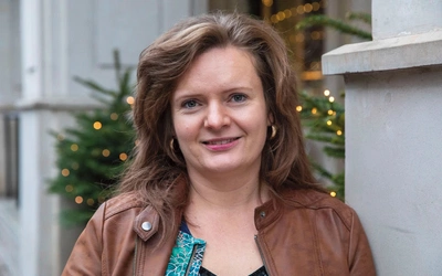 „Bóg wyprowadził mnie na szeroką przestrzeń”. Rozmowa z wokalistką Aleksandrą Jaromin