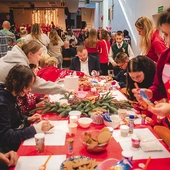 W programie były m.in. warsztaty dekoracji pierników.