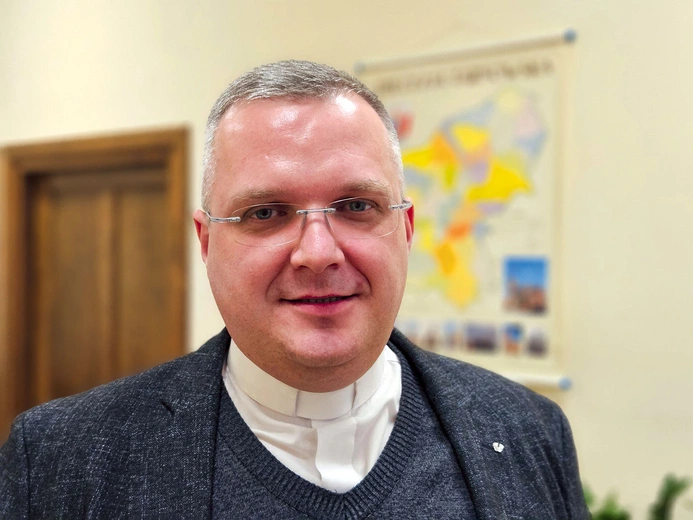 – Religia w szkole, oprócz wymiaru konfesyjnego, pełni także ważną rolę formacyjną i kulturową. – podkreśla ks. Andrzej Jasnos.