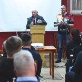 – Niesłychanie istotne jest to, abyśmy zapraszali ludzi do bliższej relacji z Jezusem – zaznaczył ewangelizator.