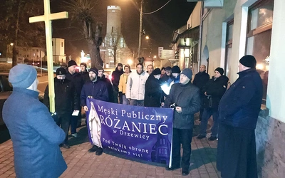 Uczestnicy  wzięli udział w Męskim Różańcu ulicami miasta.