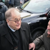 O. Tadeusz Rydzyk stawił się jako świadek na przesłuchanie w prokuraturze