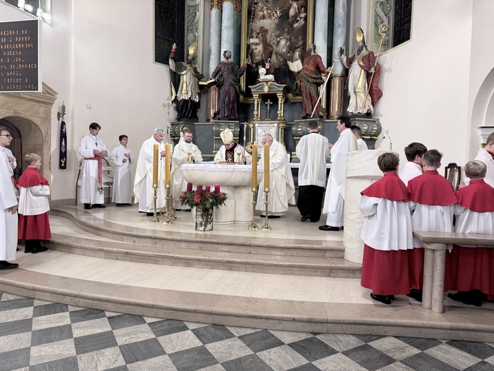 Pszczyna. Ustanowienie kaplicy całodobowej adoracji