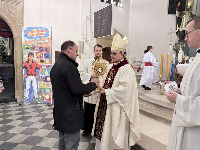 Pszczyna. Ustanowienie kaplicy całodobowej adoracji