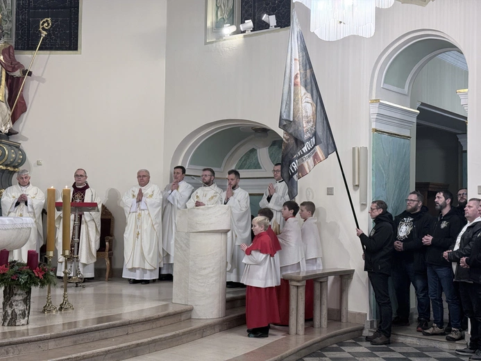 Pszczyna. Ustanowienie kaplicy całodobowej adoracji