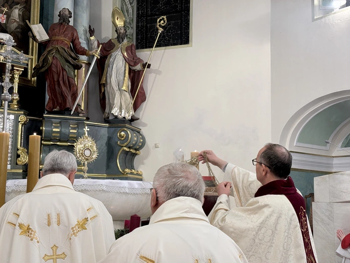 Pszczyna. Ustanowienie kaplicy całodobowej adoracji