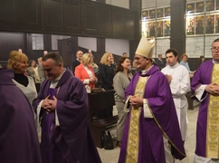 Abp Przybylski do nauczycieli: Przekazujcie mądrość i prawdę, bo one są bazą do tego, by rozumieć świat 