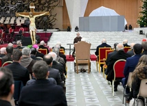 Papież słucha adwentowych kazań