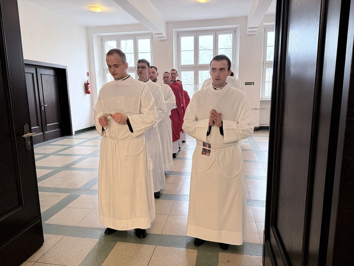 Ustanowienie nowych akolitów