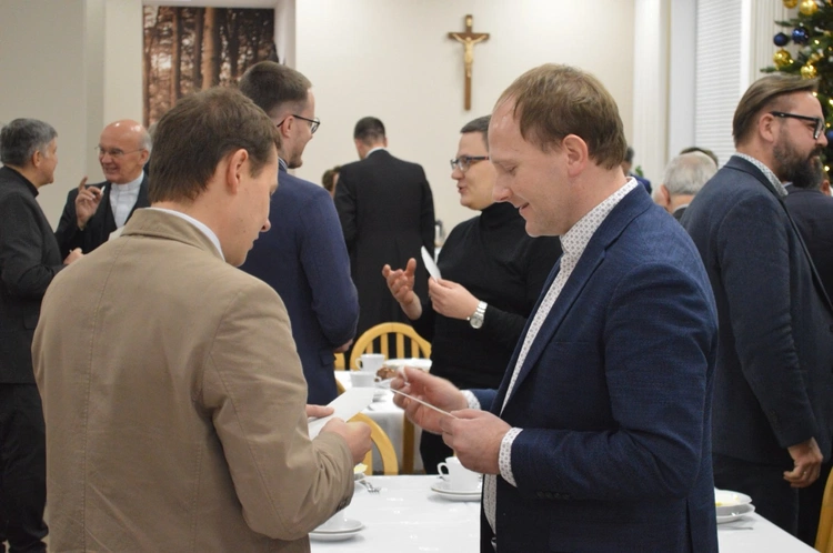 Świąteczne spotkanie profesorów i wykładowców