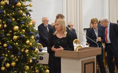 Świąteczne spotkanie profesorów i wykładowców