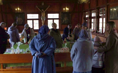 Bazarek pustelniczy w Pustelni Emmanuel w Bryksach