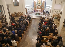 Z ołtarza rodzi się zobowiązanie