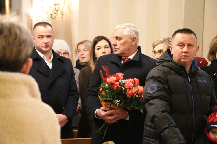 Strzegocin. Nowe witraże