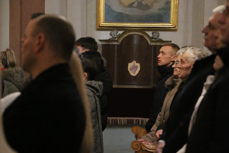 Strzegocin. Nowe witraże